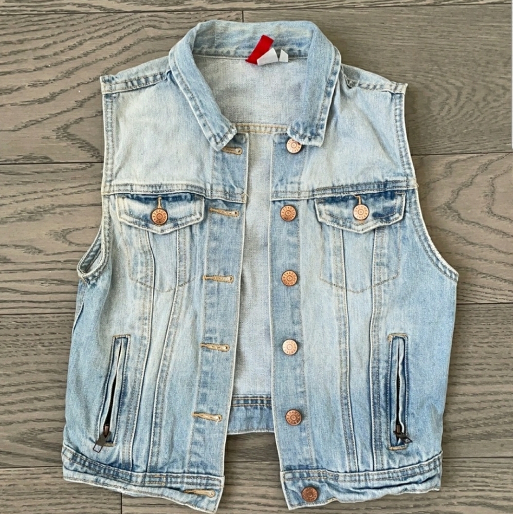 H&M Jean vest sz 6